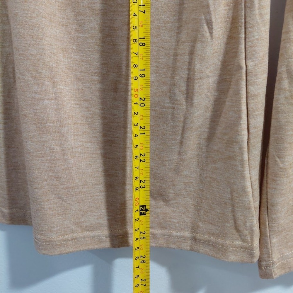 Flamingals Women's Beige Long Sleeve Henley Shirt Pearl Button V Neck Size M - Picture 8 of 8
